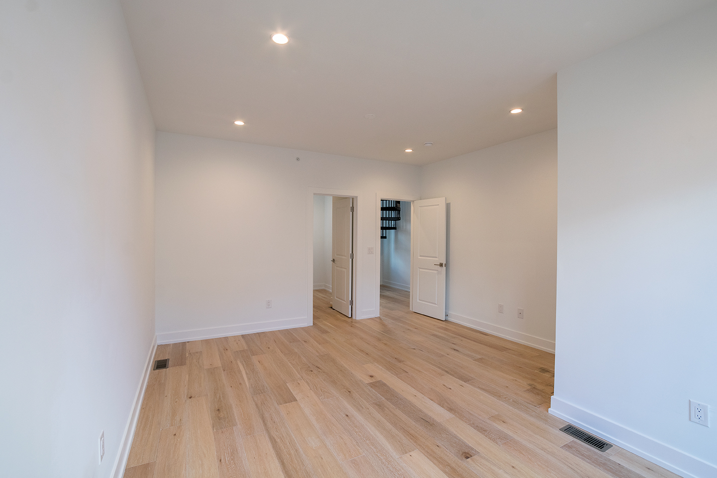 Property Photo For 119 Greenwich St, Unit 3