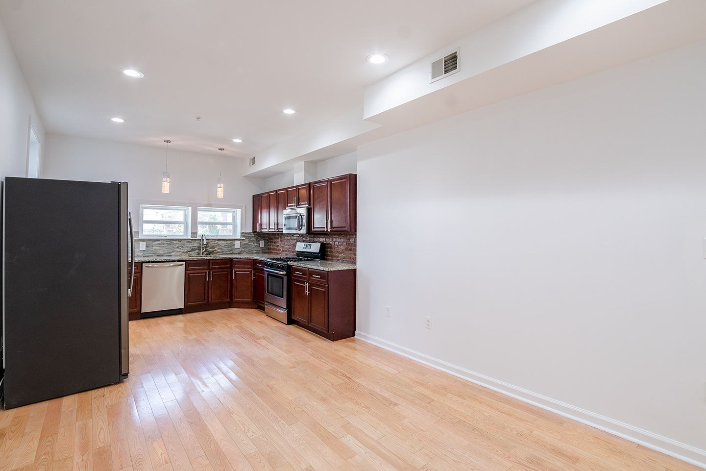 Property Photo For 1241 S 15th St, Lower Unit